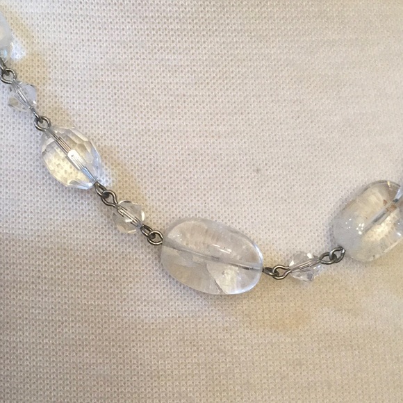 WHBM Beautiful necklace - Picture 3 of 3